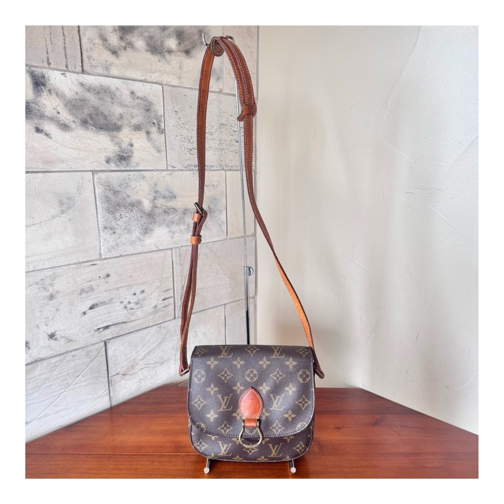 ♥️SOLD♥️AUTHENTIC LOUIS VUITTON ST CLOUD MM CROSSBODY SHOULDER BAG